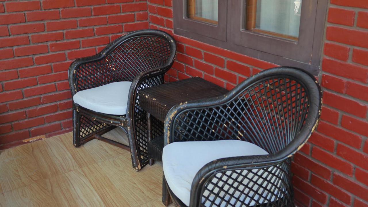Hotel Brilliant Ньоншуэ Экстерьер фото